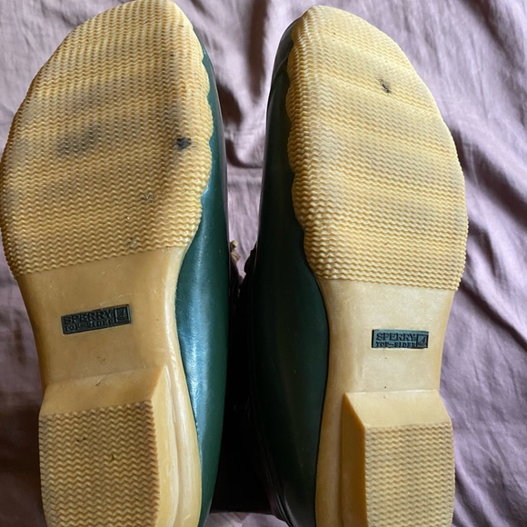 Sperry fleece lined rain/snow boots - Picture 4 of 5